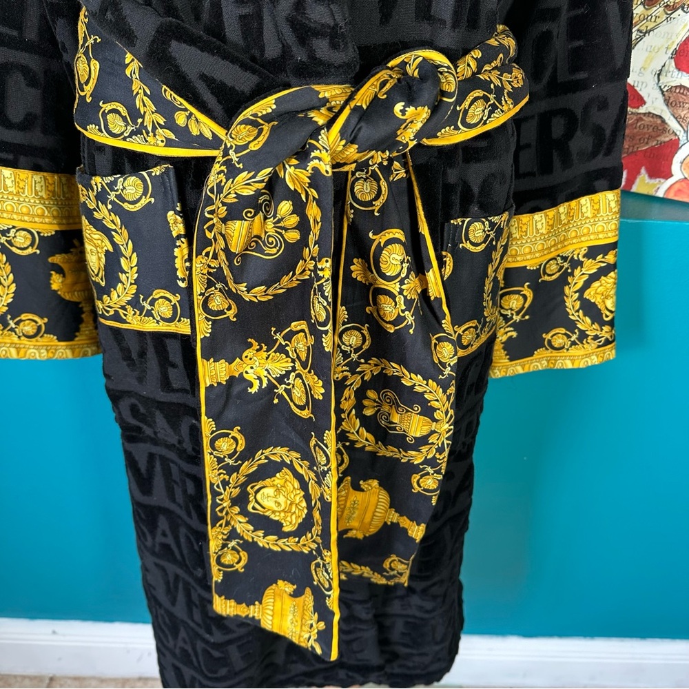 Versace Baroque Robe Medium - Picture 12 of 15
